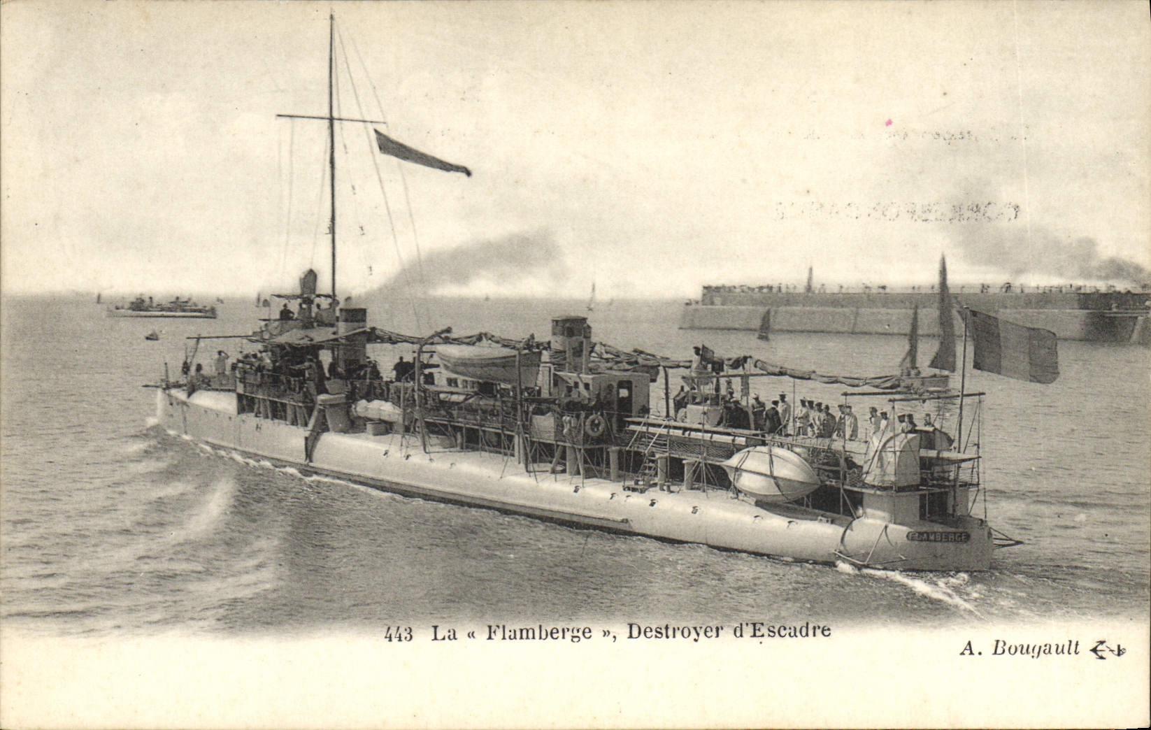 CPA Bateau de guerre La Flamberge Destroyer d'escadre