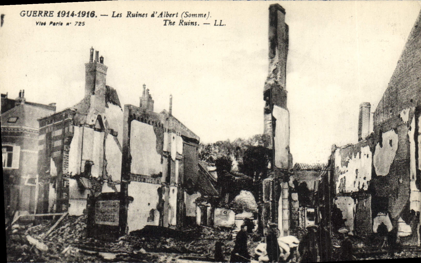 CPA Militaria Les ruines d'Albert Somme