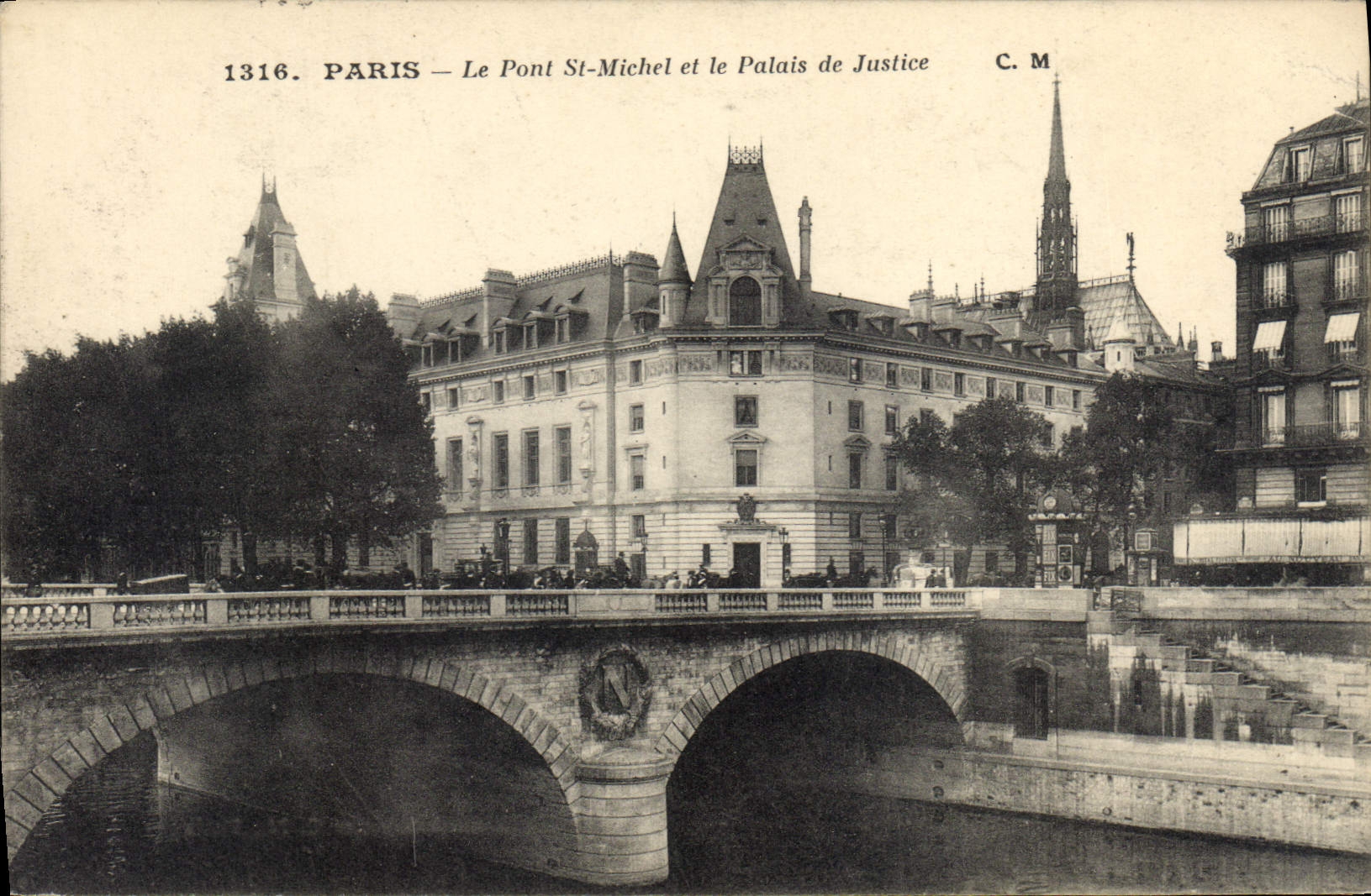 CPA Paris Le Pont ST Michel et le Palais de Justice 1316 