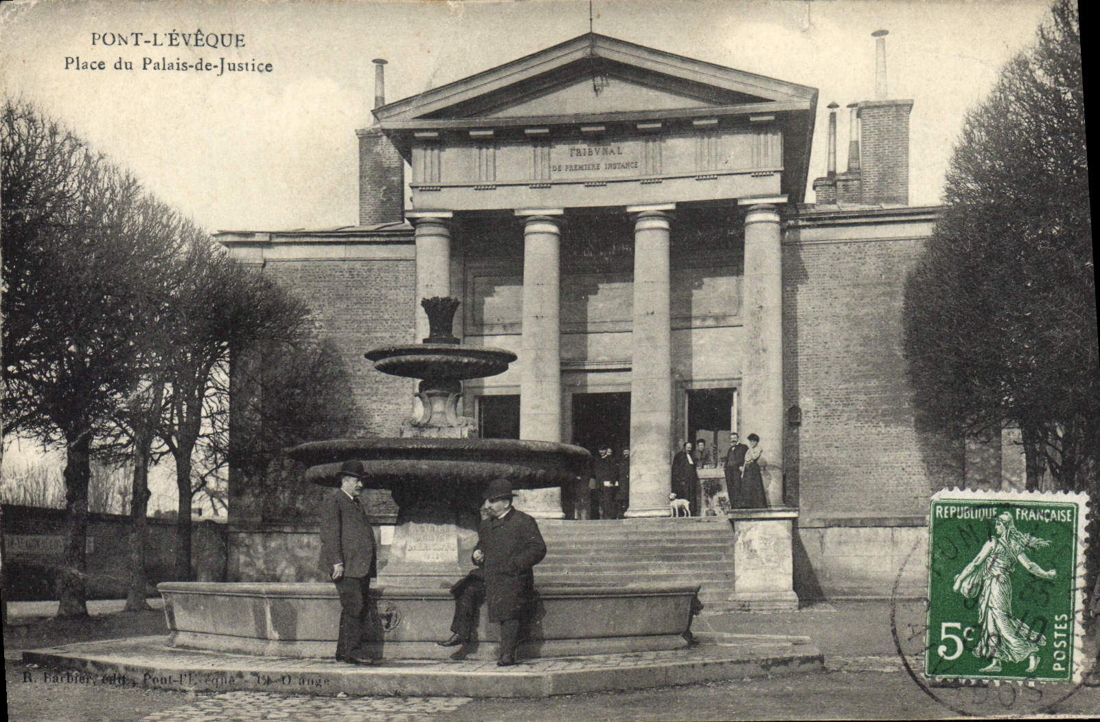 CPA Pont L'eveque Place du Palais de Justice 