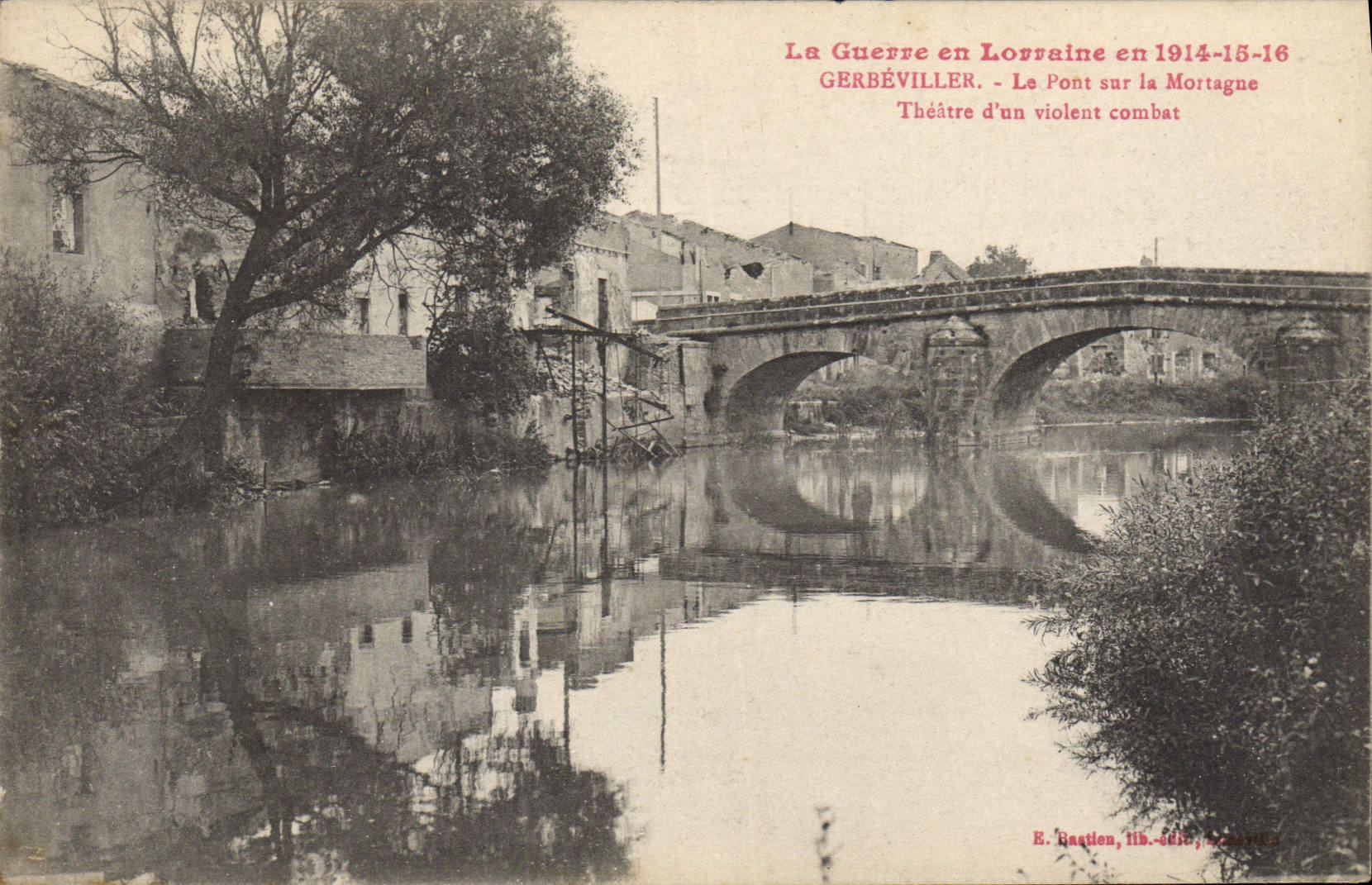 CPA Militaria Gerbeviller Le pont sur la Mortagne 