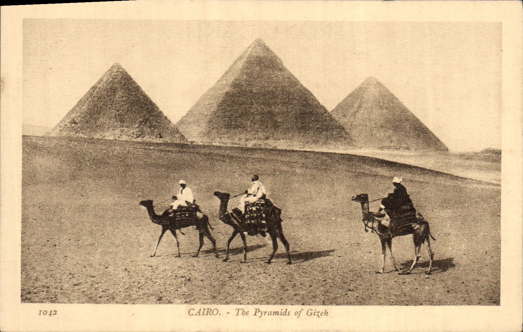 CPA Egypt Egypte Cairo The Pyramides of Gizeh