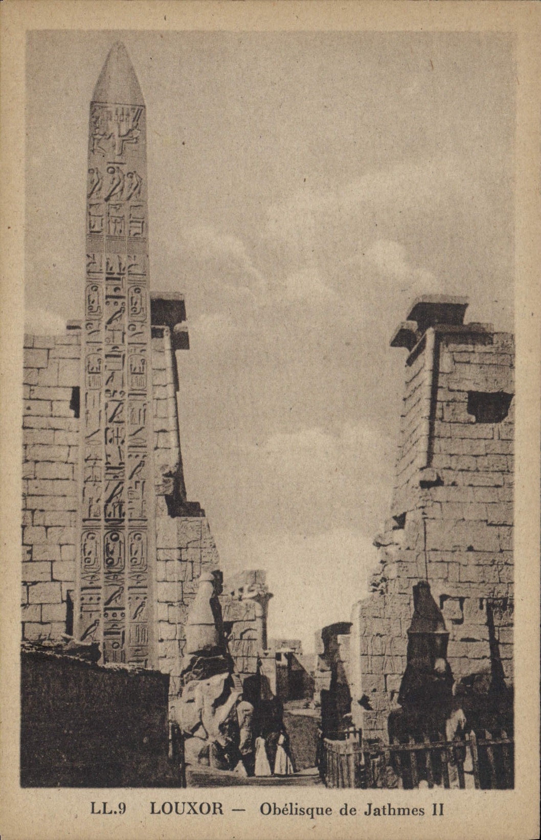CPA Egypt Egypte Louxor Obelisque de Jathmes II