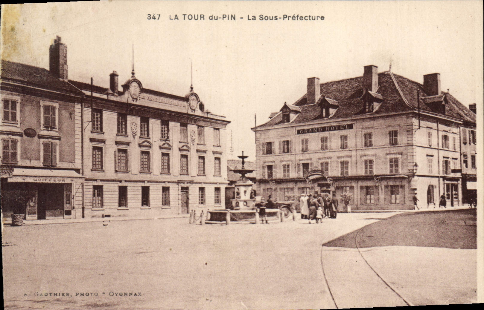 CPA La Tour du Pin La Sous Prefecture 