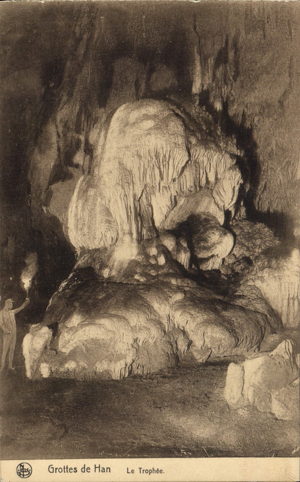 CPA Grotte Grottes de Han Le trophee
