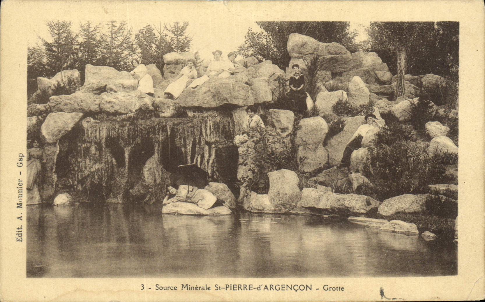 CPA Grotte Grottes St Pierre d'Argencon