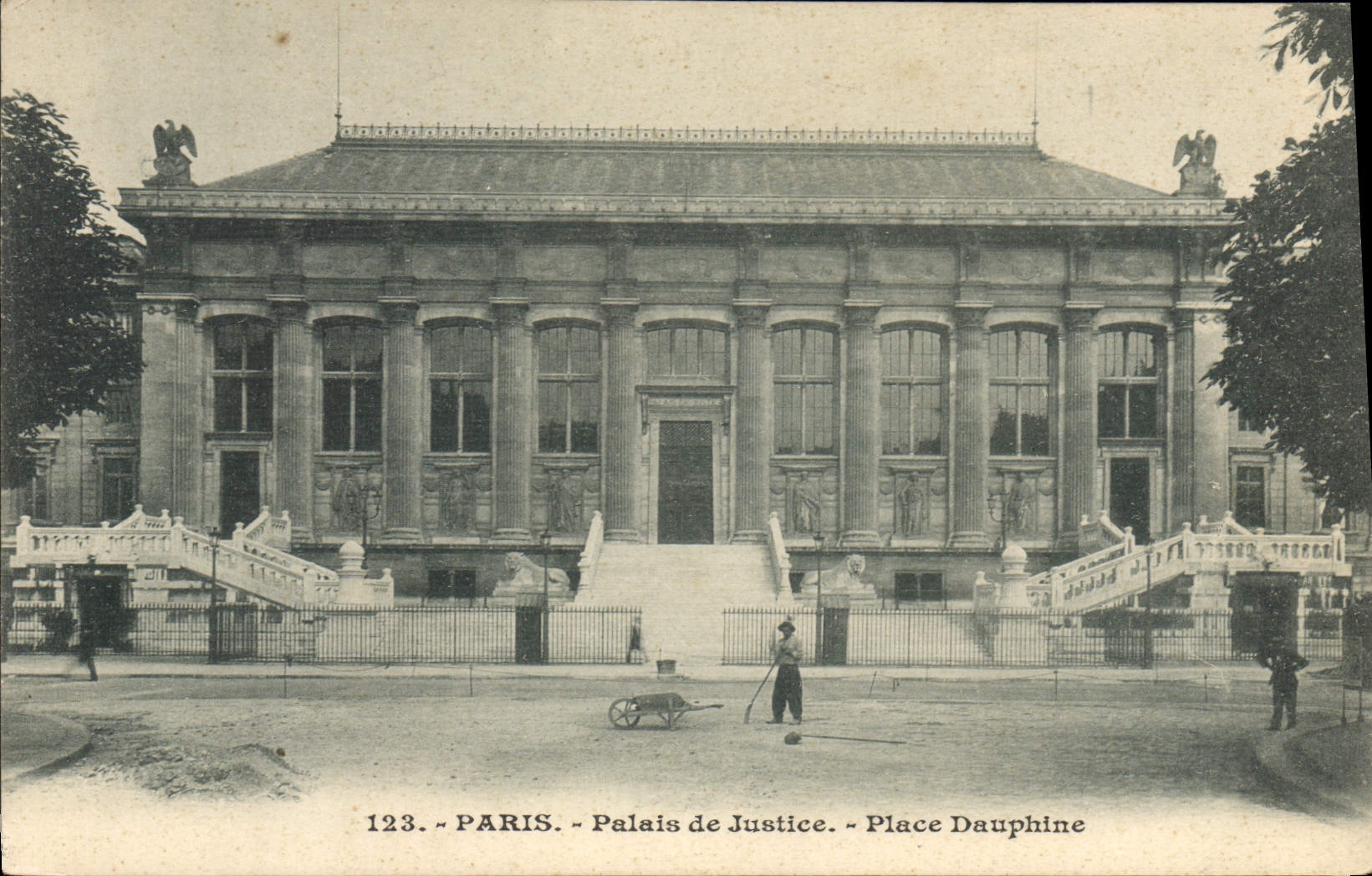 CPA Palais de Justice Place Dauphine Paris