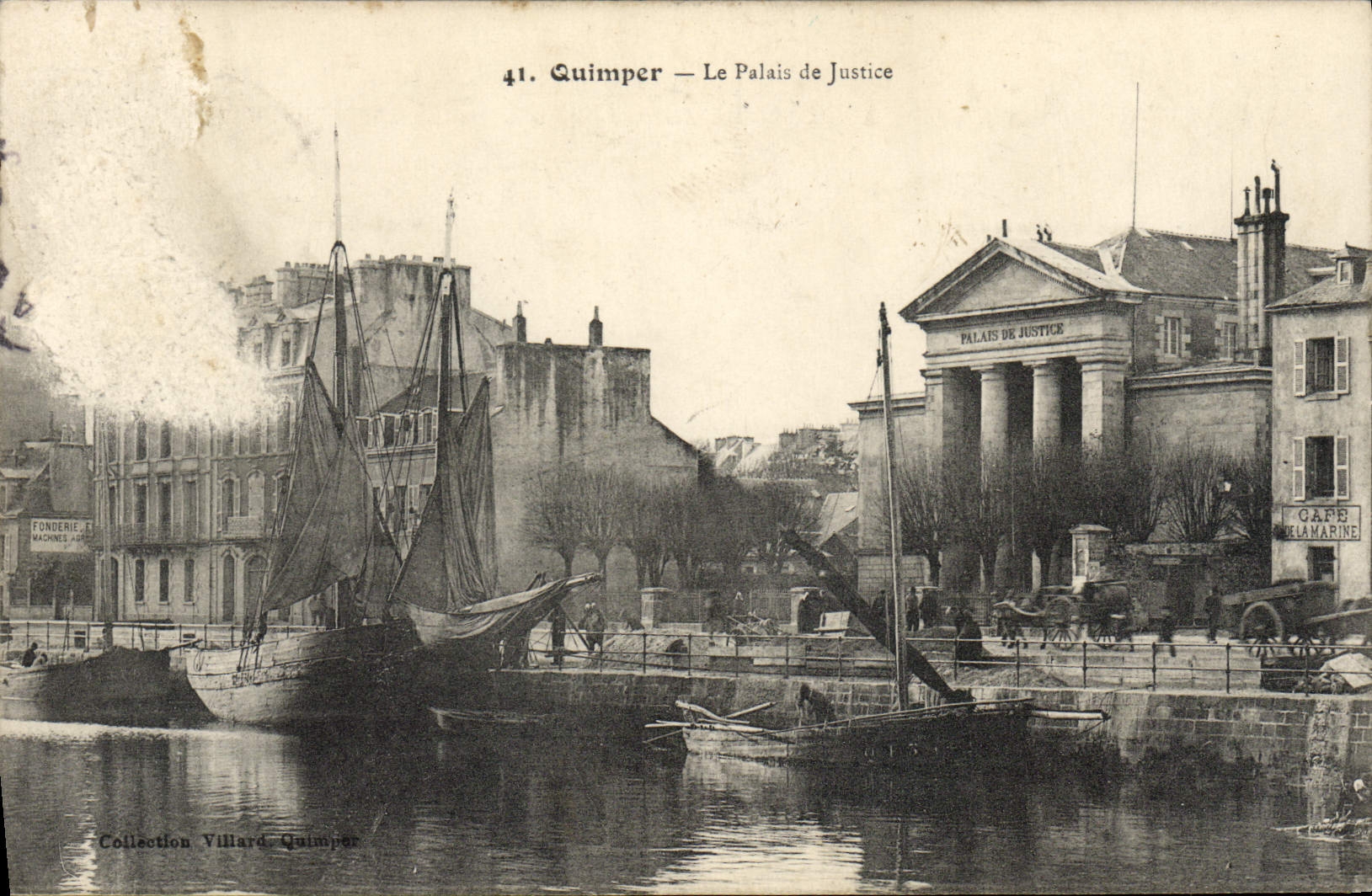 CPA Palais de Justice Quimper Bateaux