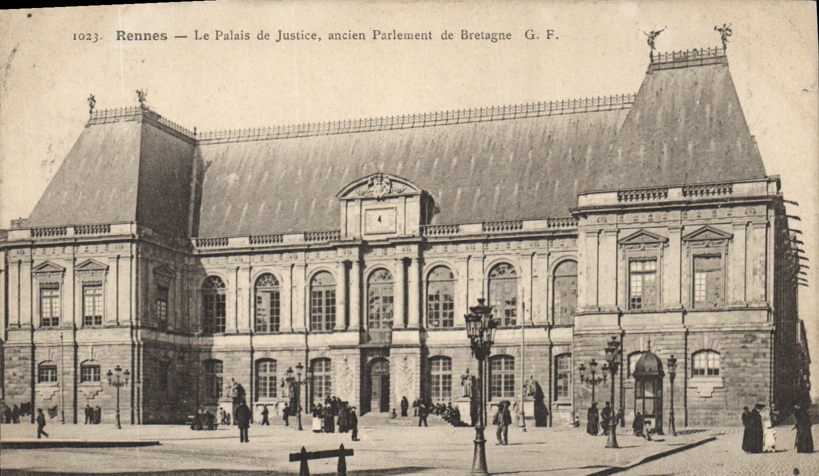 CPA Rennes Le Palais de Justice ancien Parlement de Bretagne 