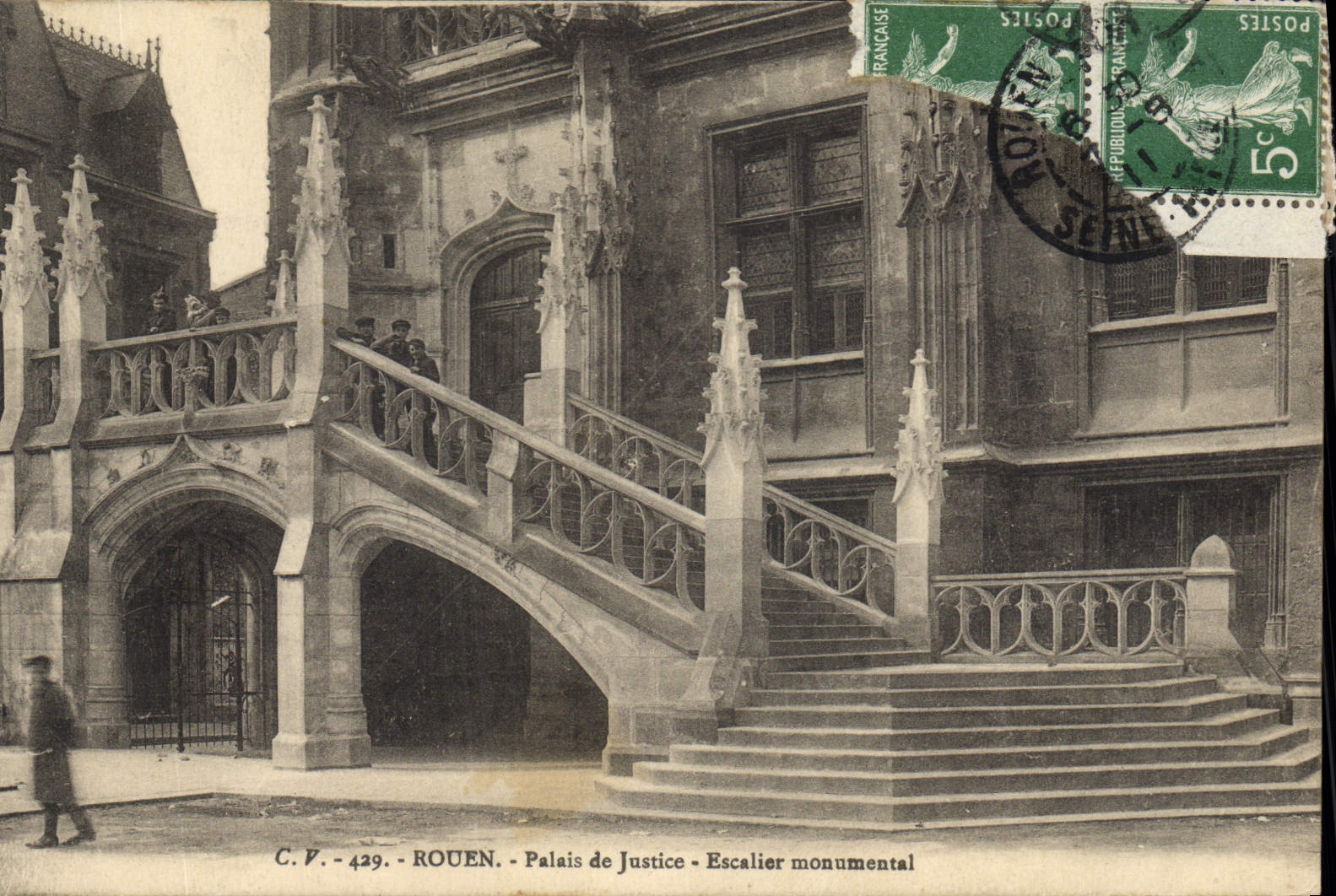 CPA Rouen Palais de Justice Escalier monumental