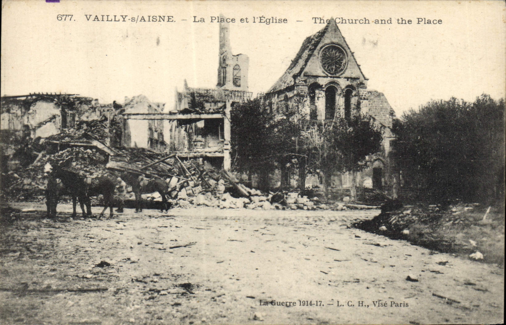 CPA Militaria Vailly Aisne La Place et l'Eglise 