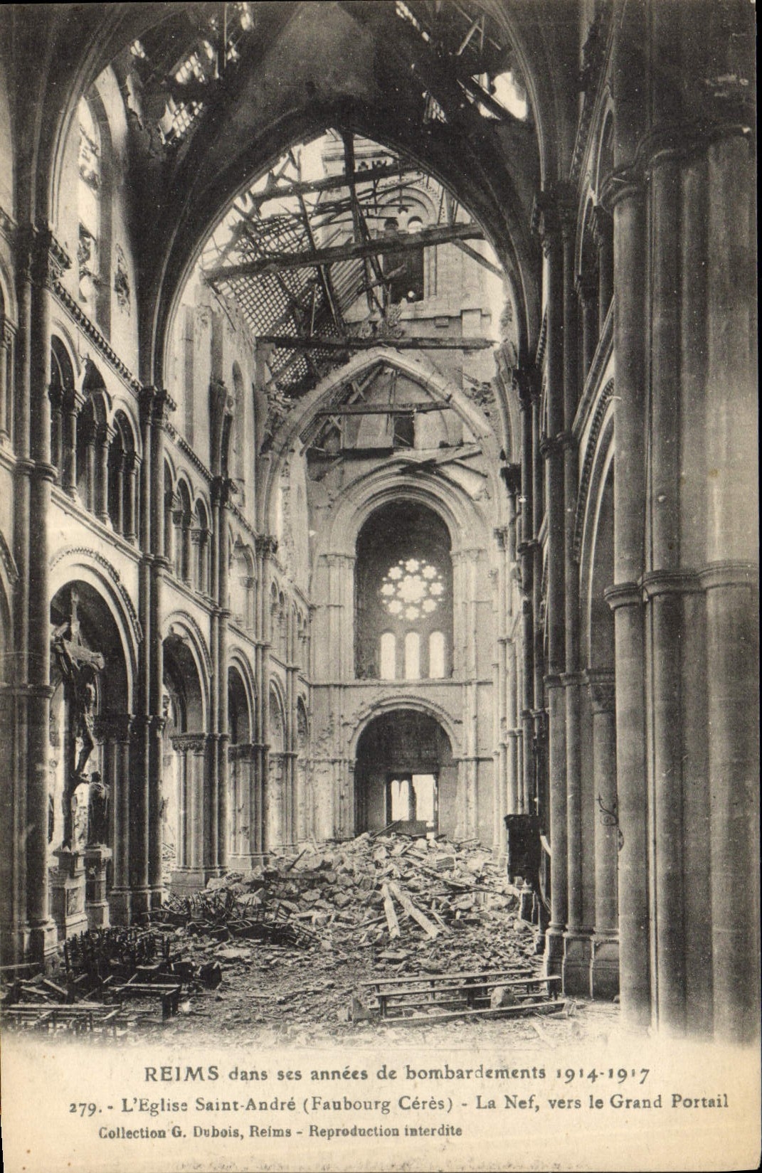 CPA Militaria Reims dans ses annees de bombardements 1914 1917 L'Eglise Saint Andre Faubourg Ceres 