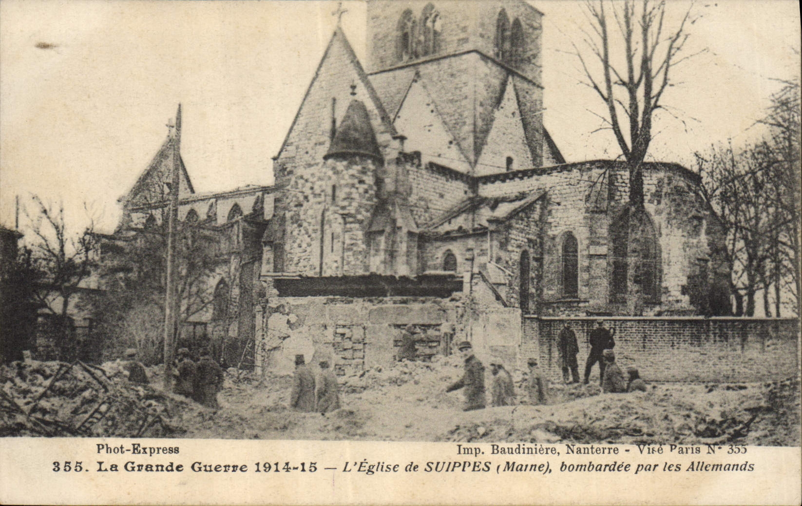 CPA Militaria La Grande Guerre 1914 15 L'Eglise de Suippes Marne bombardee par les Allemands 