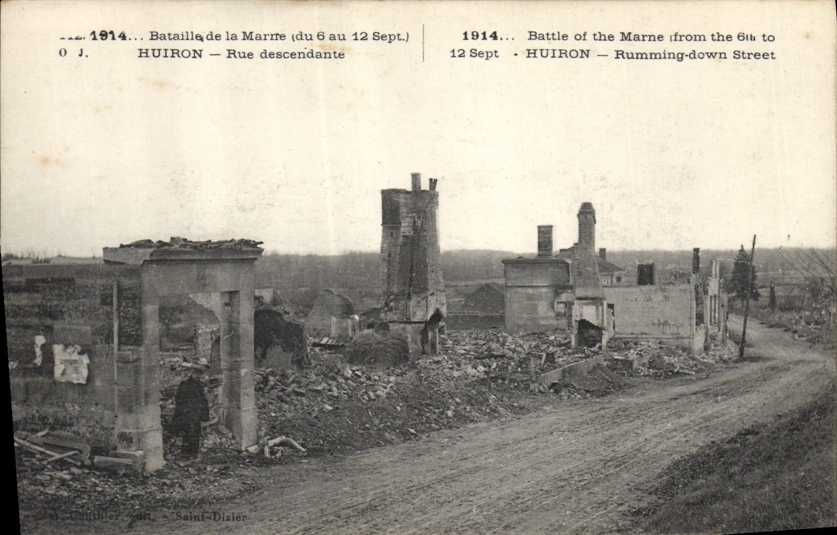 CPA Militaria Bataille de la Marne du 6 au 12  Sept Huiron Rue descendante 