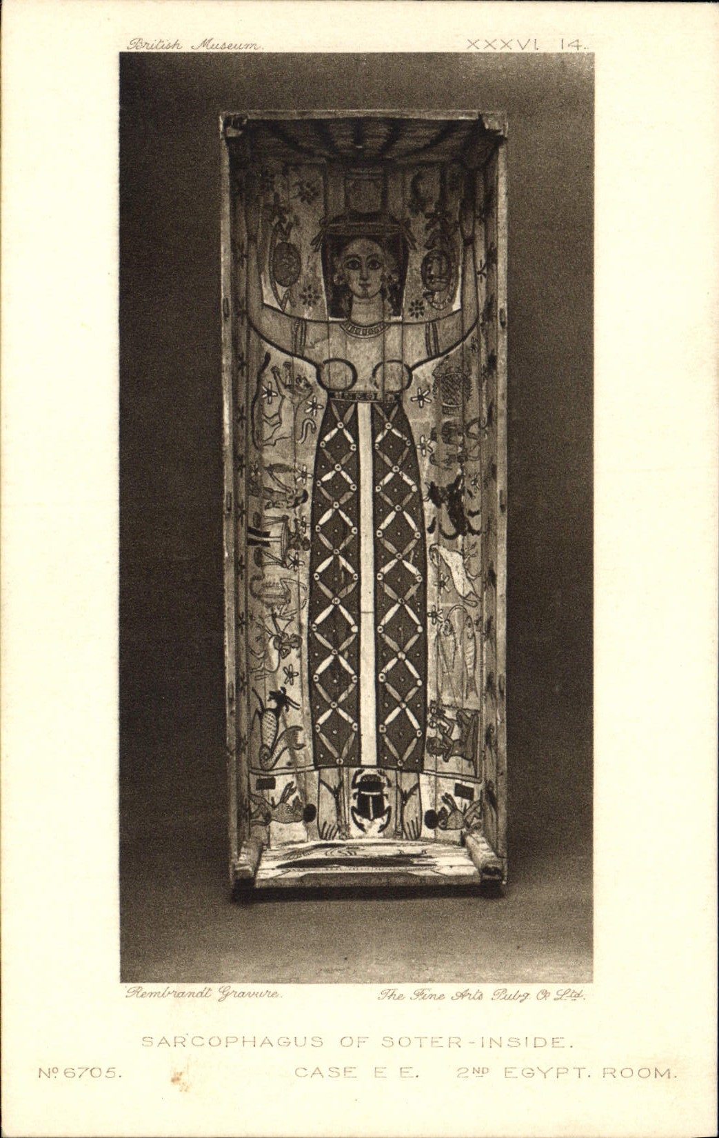 CPA Egypt Egypte Sarcophagus of Soter inside Egypt room