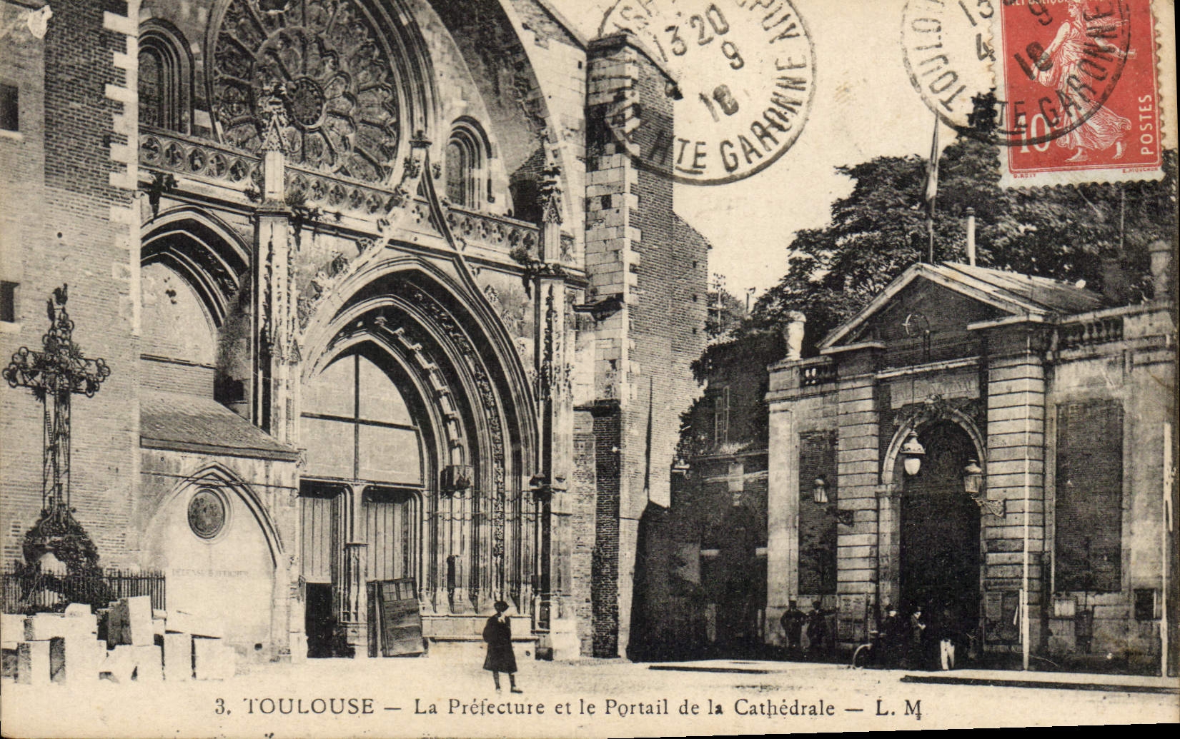 CPA Toulouse La Prefecture et le Portail de la Cathedrale 
