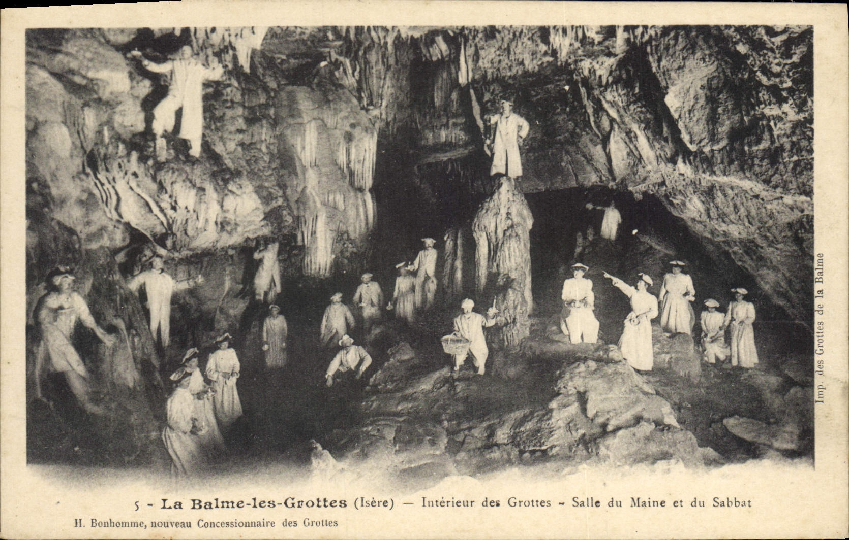 CPA La Balme les Grottes interieur des grottes salle du Maine et du Sabbat