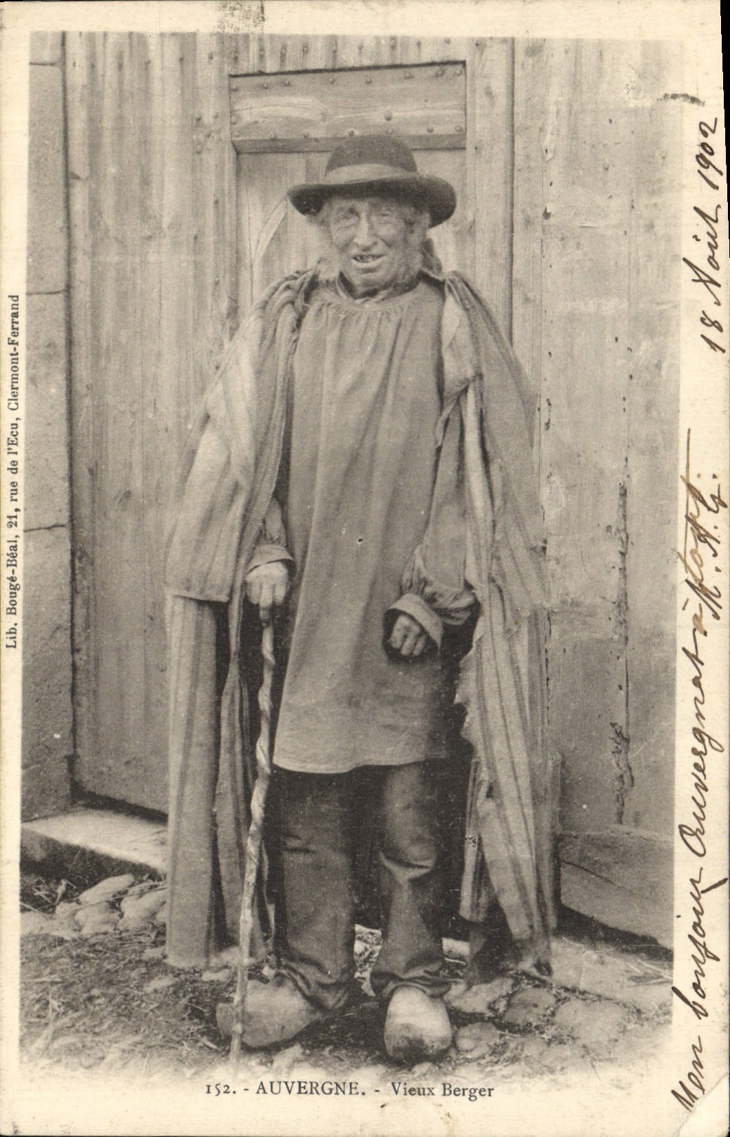 CPA Folklore Auvergne vieux Berger 