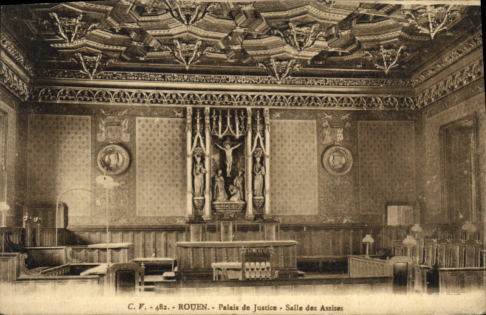 CPA Rouen Palais de justice salle des Assises 