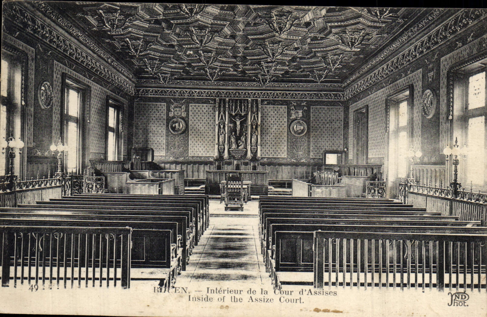 CPA Rouen interieur de la cour d'Assises