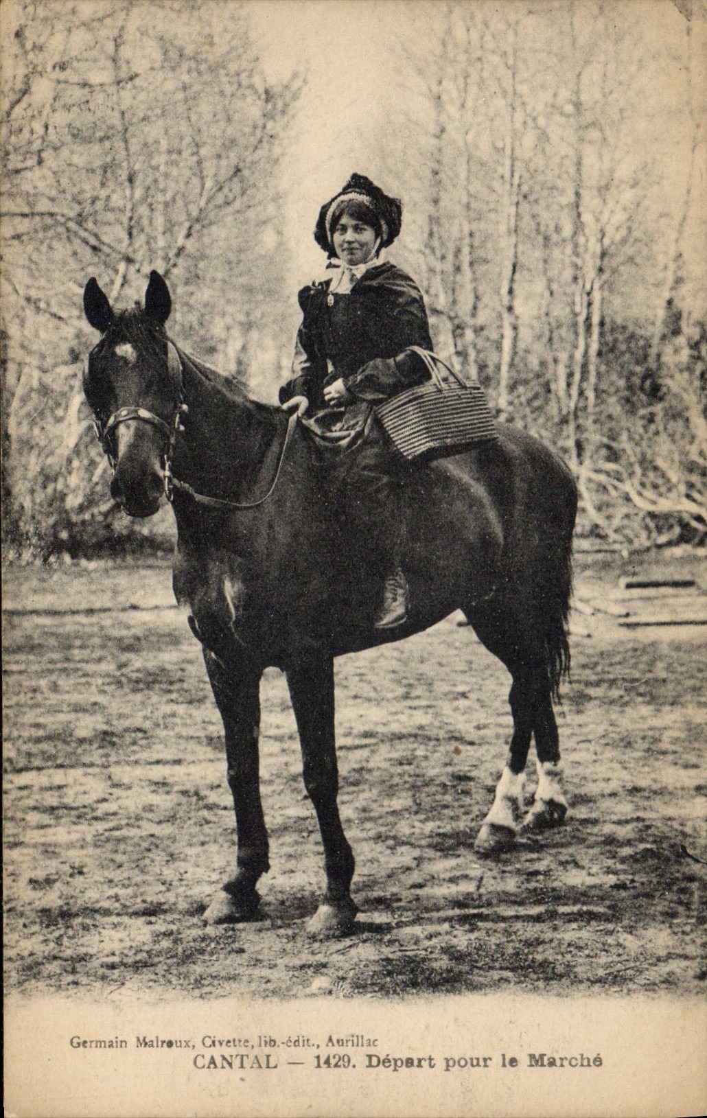 CPA Folklore Cantal dapart pour le Marche 
