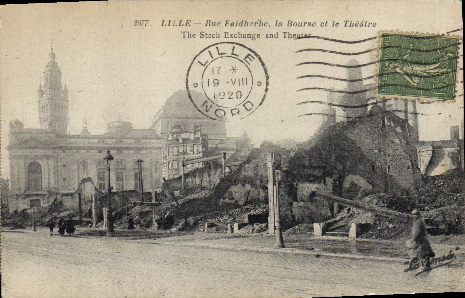 CPA Militaria Lille Rue Faidherhe la Bourse et le Theatre