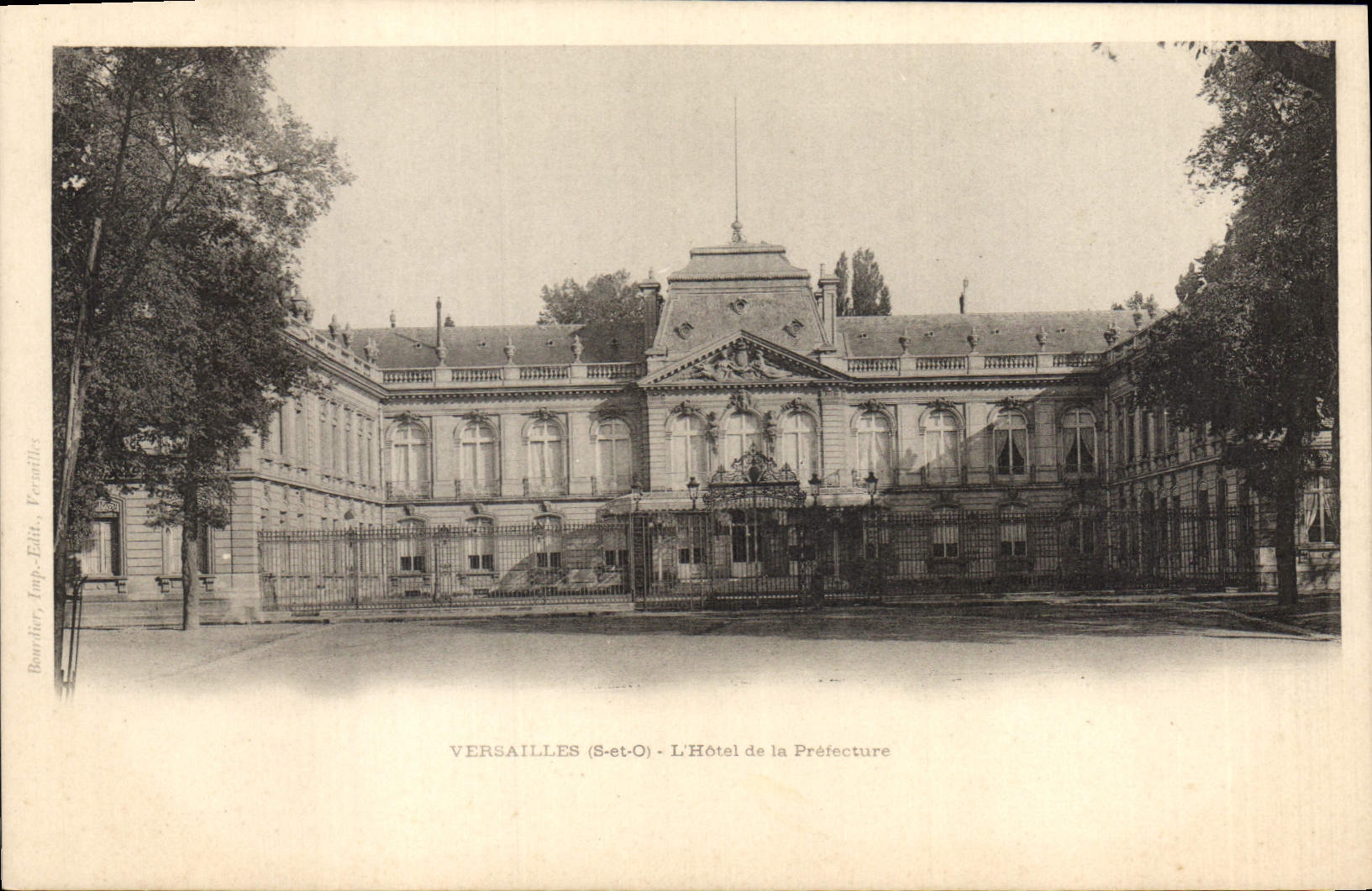 CPA Versailles L'Hotel de la Prefecture 