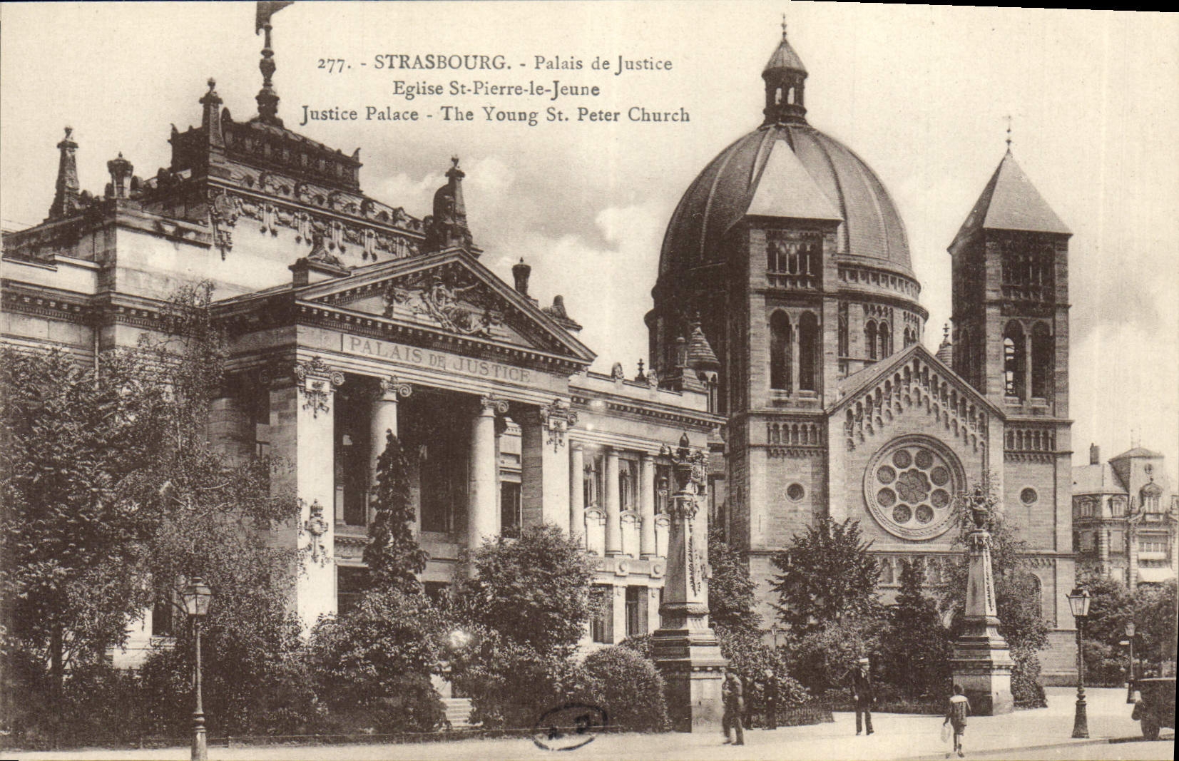 CPA Strasbourg Palais de Justice Eglise Saint Pierre le Jeune 