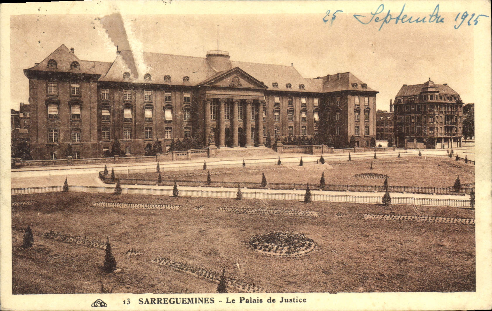 CPA Sarreguemines Le Palais de Justice 