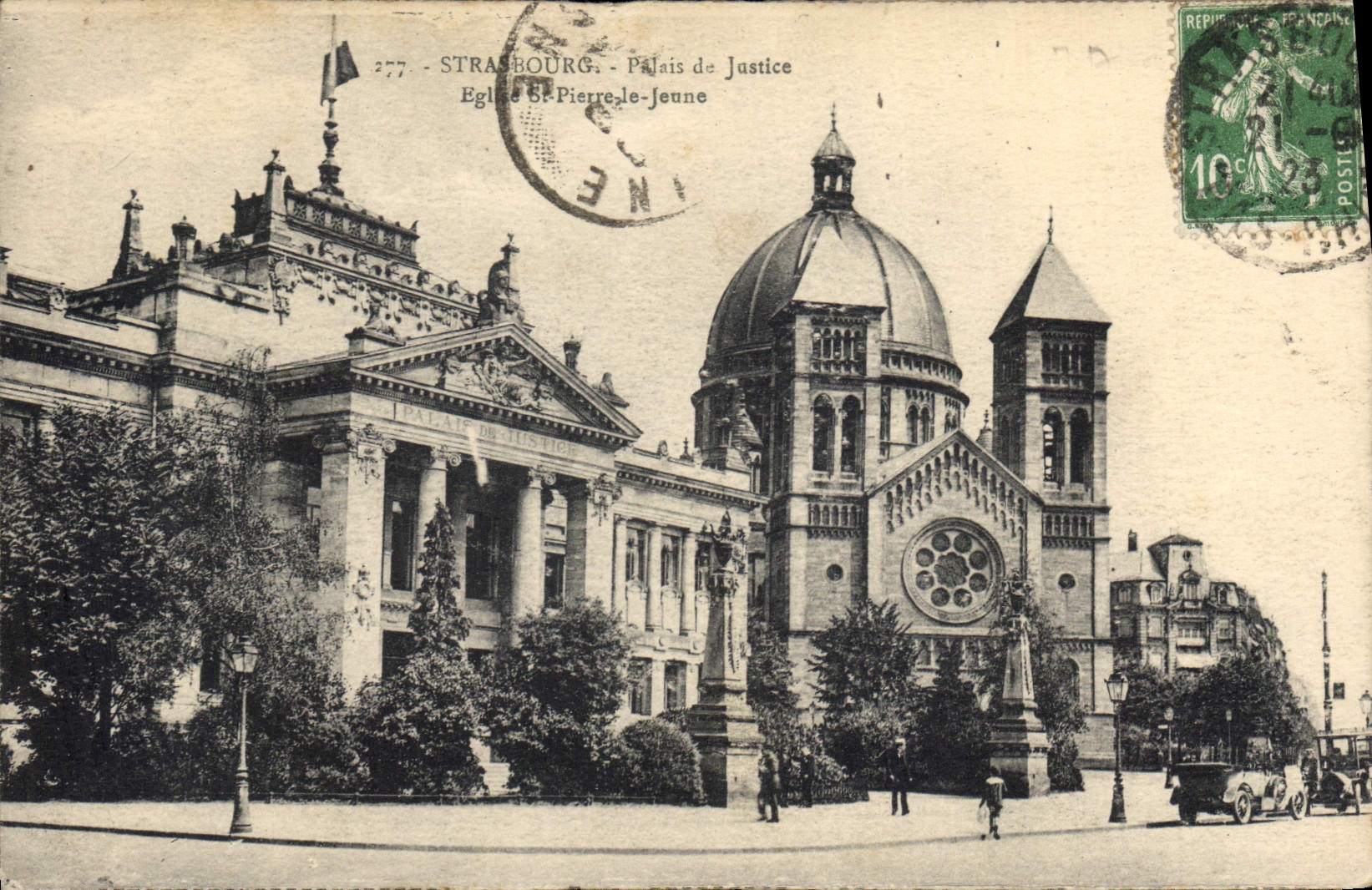 CPA Strasbourg Palais de Justice Eglise St Pierre le Jeune 
