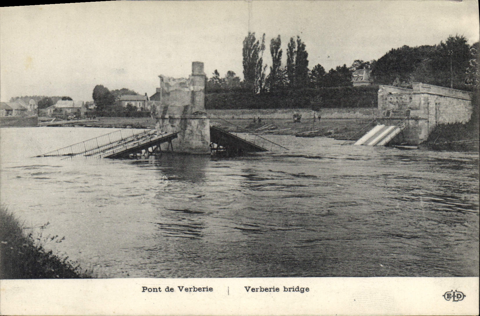 CPA Militaria Pont de Verberie 