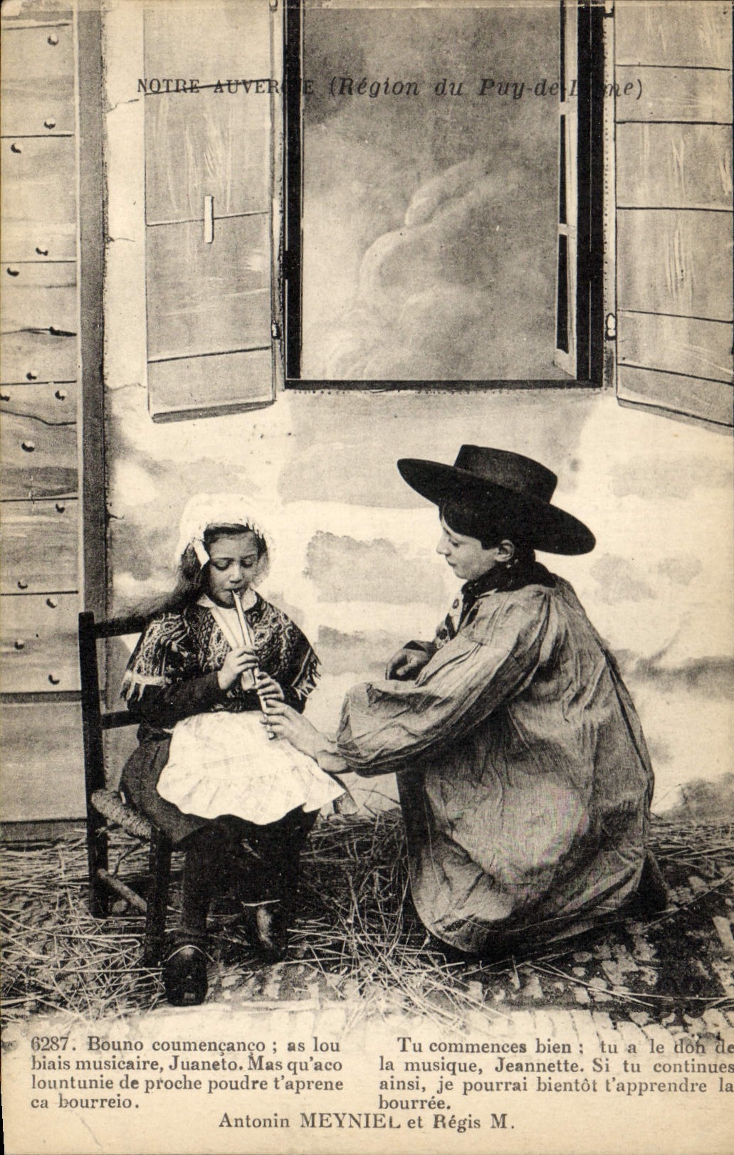 CPA Folklore Notre Auvergne Region du Puy de Dome