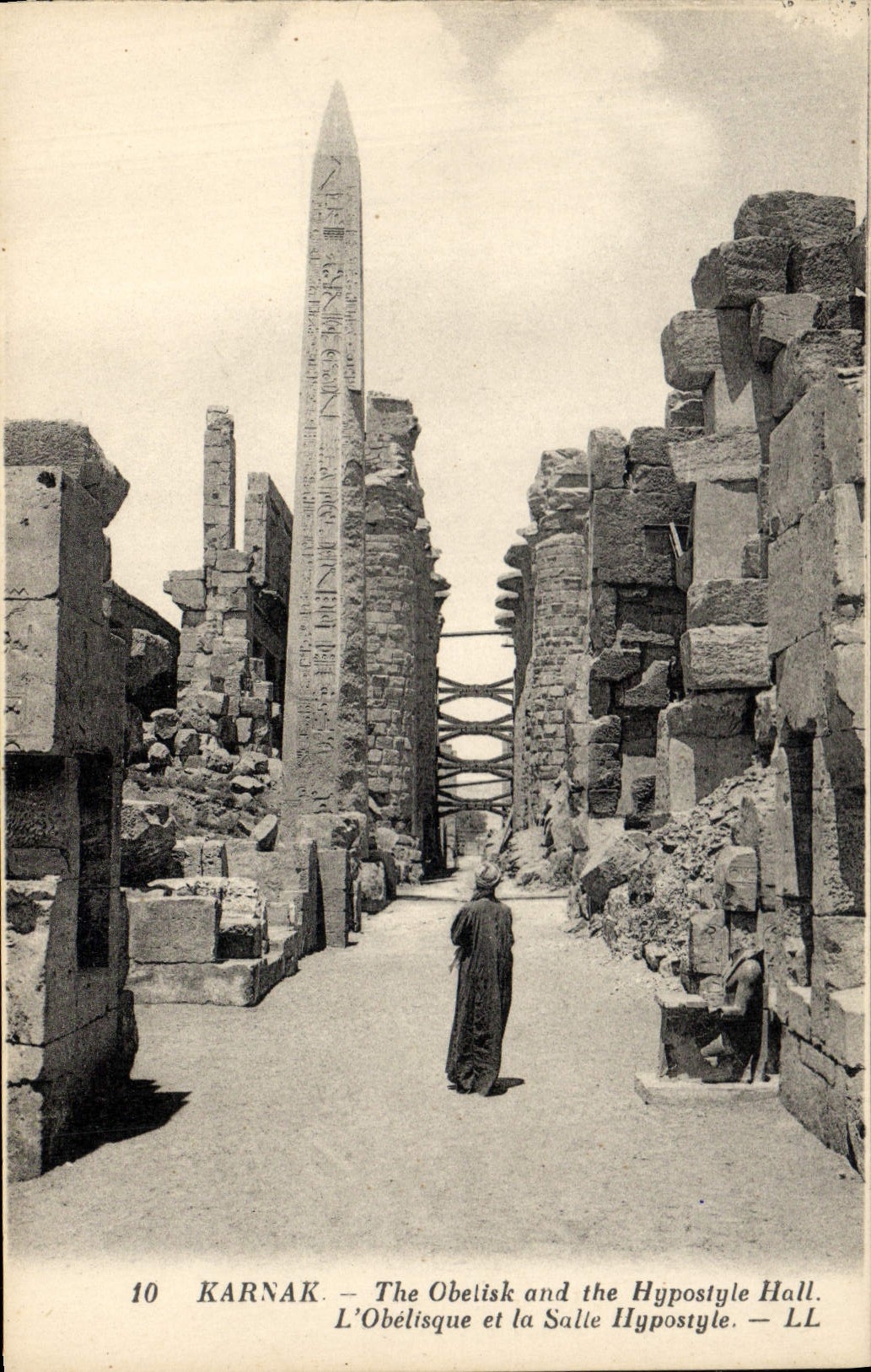 CPA Egypte Egypt KARNAK. - L'Obélisque et la Salle Hypostyle