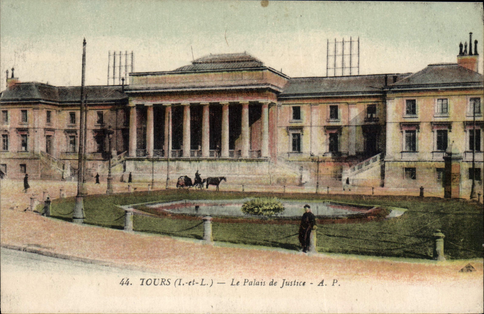 CPA TOURS- Le Palais de Justice