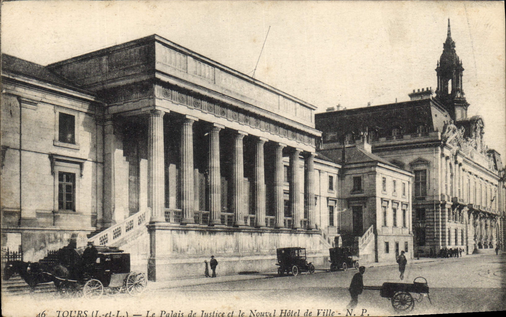 CPA TOURS - Le Palais de Justice et le Nouvel Hotel de Ville