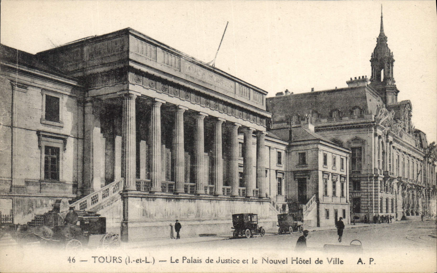 CPA TOURS - Le Palais de Justice et le Nouvel Hotel de Ville