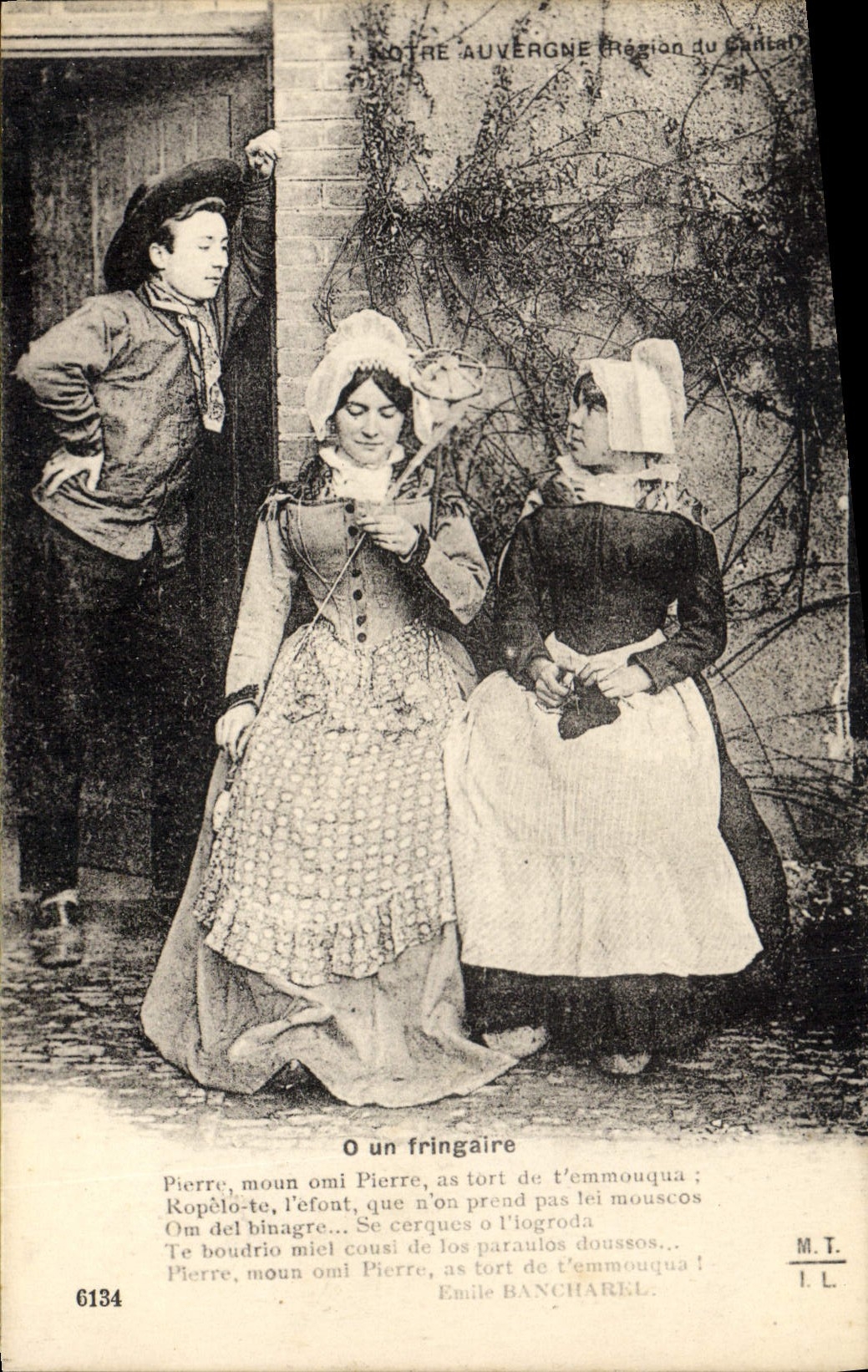 CPA Folklore Auvergne - 