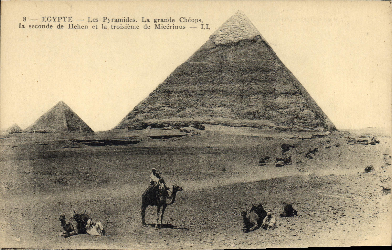 CPA Egypt Egypte Les Pyramides La grande Cheops la seconde de Hehen et la troisieme de Micerinus