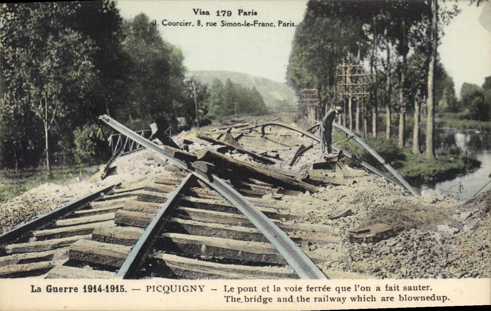 CPA Militaria La Guerre 1914 1915 Picquigny Le pont et la voie ferree que l'on a fait sauter 