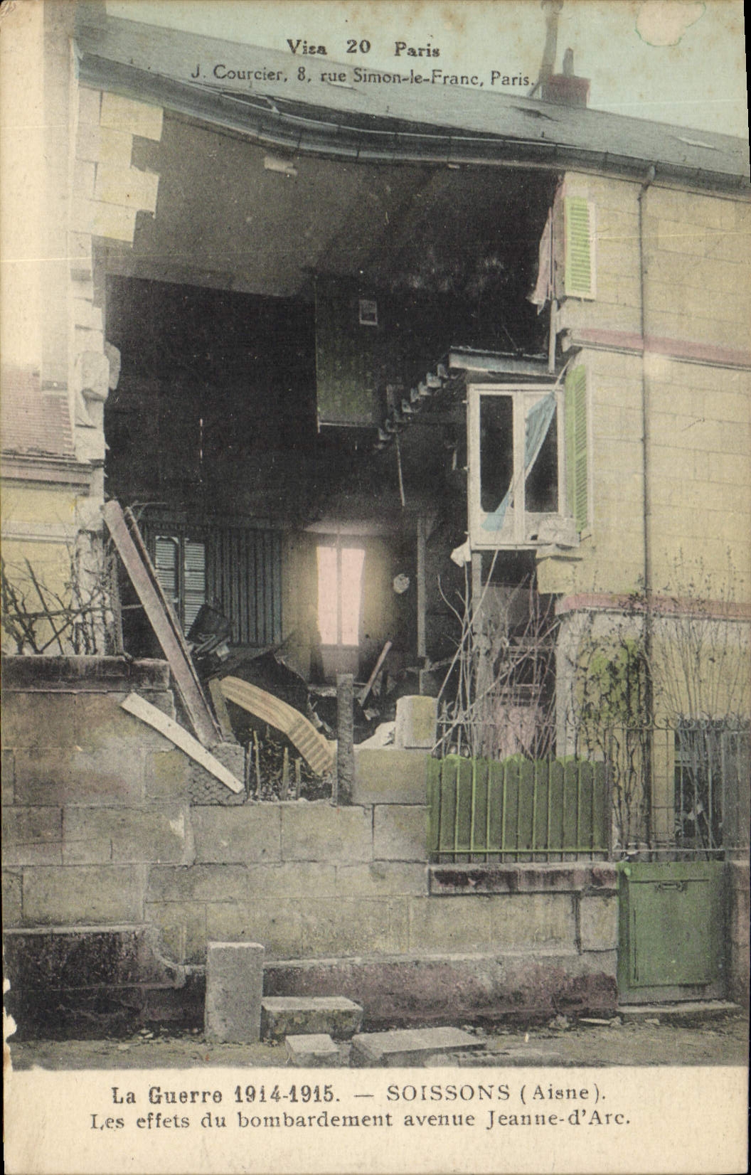CPA Militaria La Guerre 1914 1915 Soissons Aisne Les effets du bombardement avenue Jeanne d'Arc