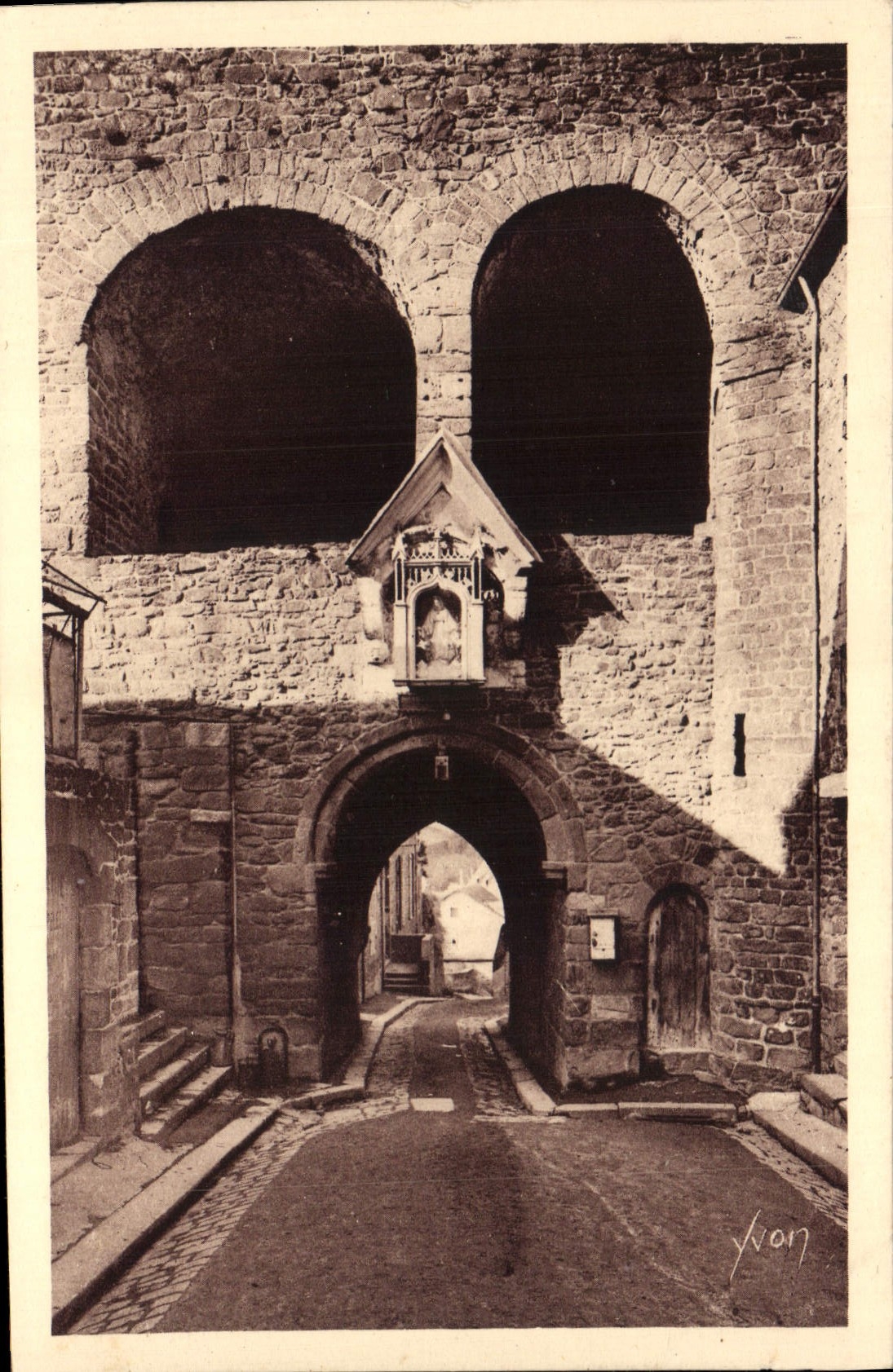 CPA La Douce France Bretagne Dinan Porte de Jersual 