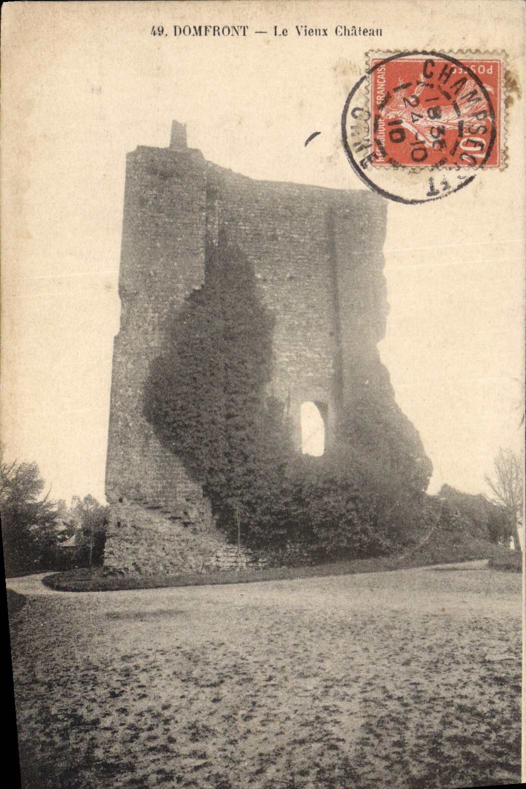 CPA Domfront Le Vieux Chateau 