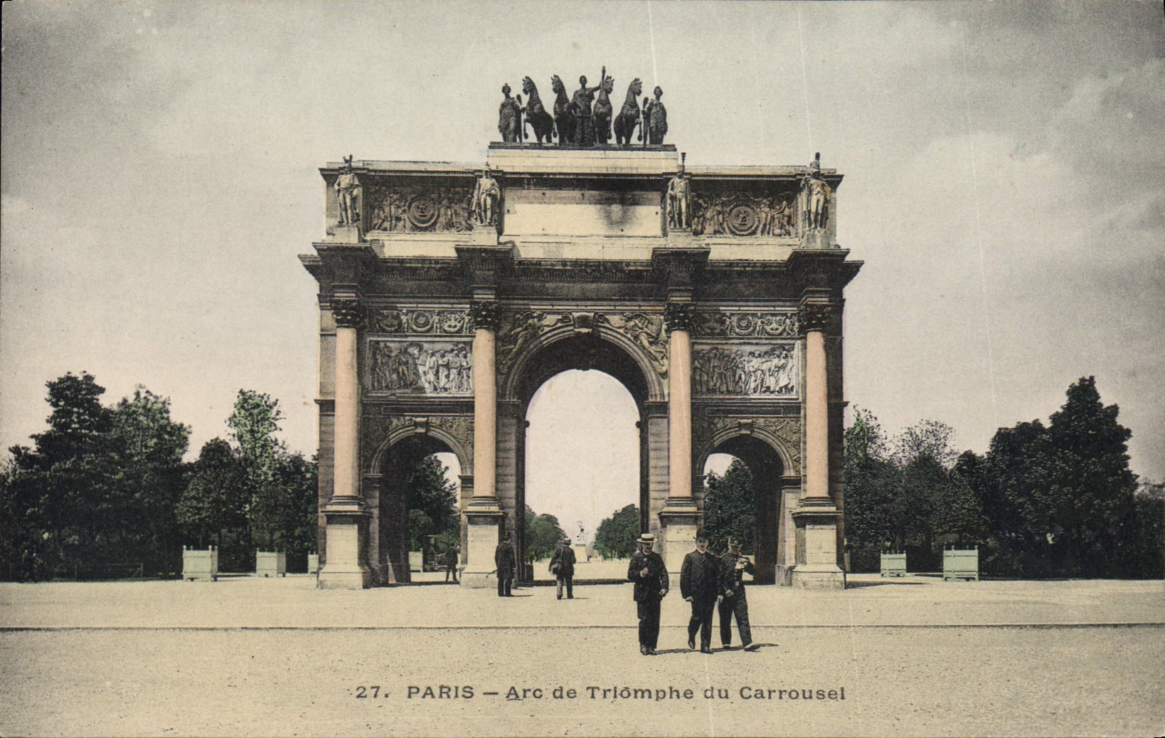CPA Paris Arc de Triomphe du Carrousel 