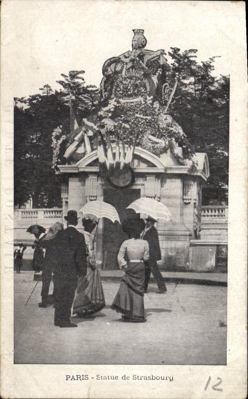CPA Paris Statue de Strasbourg