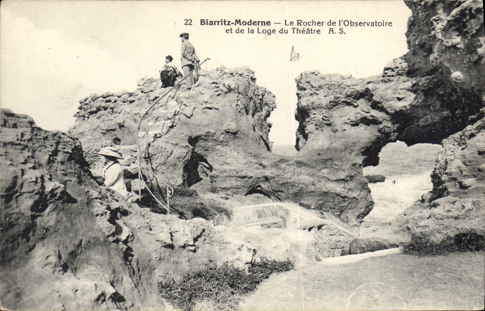 CPA Biarritz Moderne Le Rocher de l'Observatoire et de la Loge du Theatre A S 
