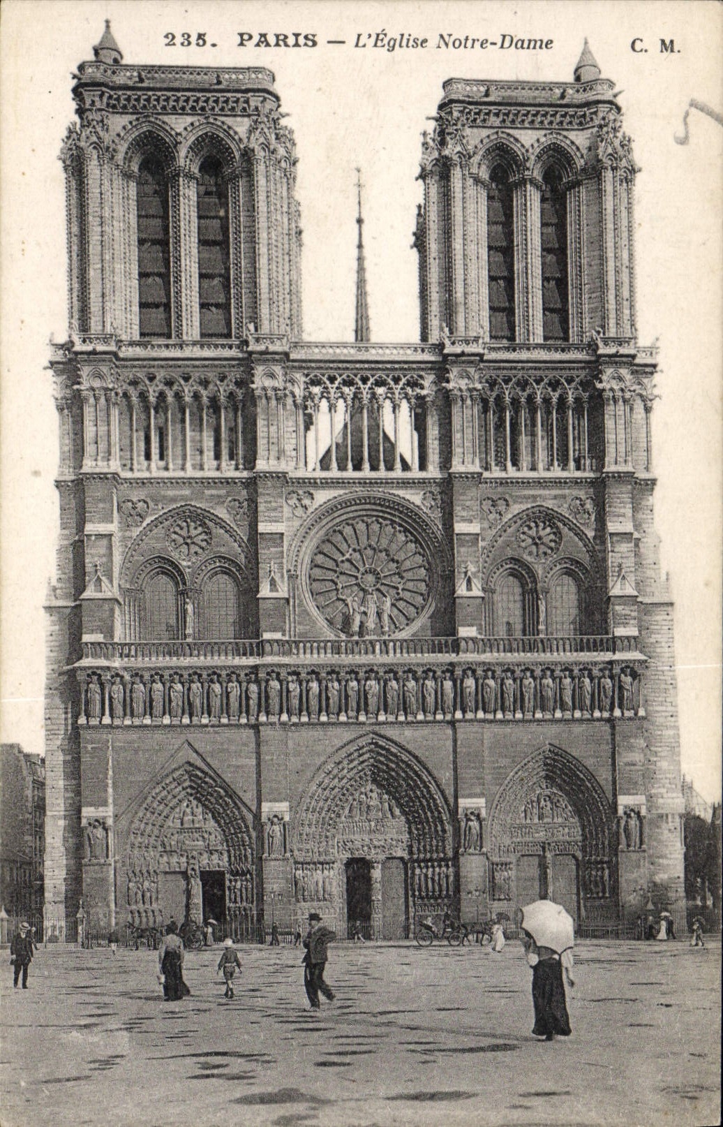 CPA Paris L'Eglise Notre Dame