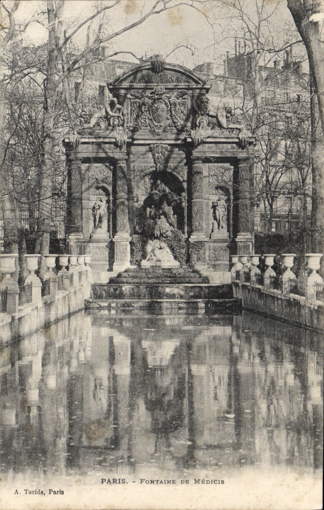 CPA Paris Fontaine de Medicis