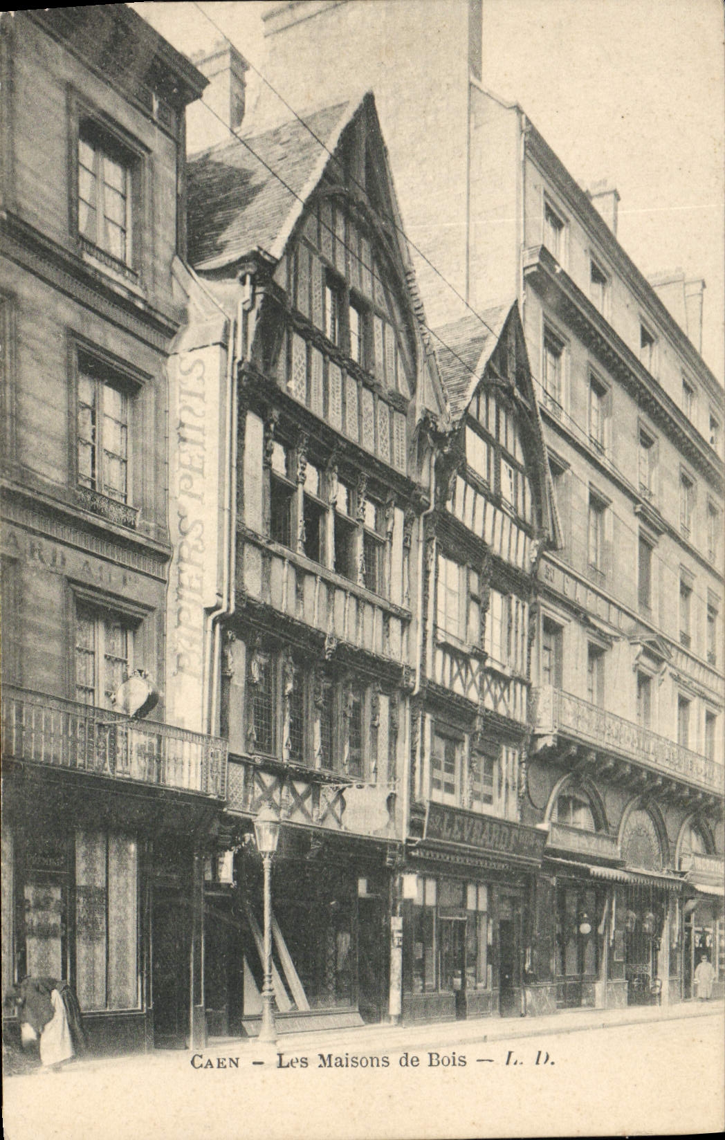 CPA Caen Les Maisons de Bois 