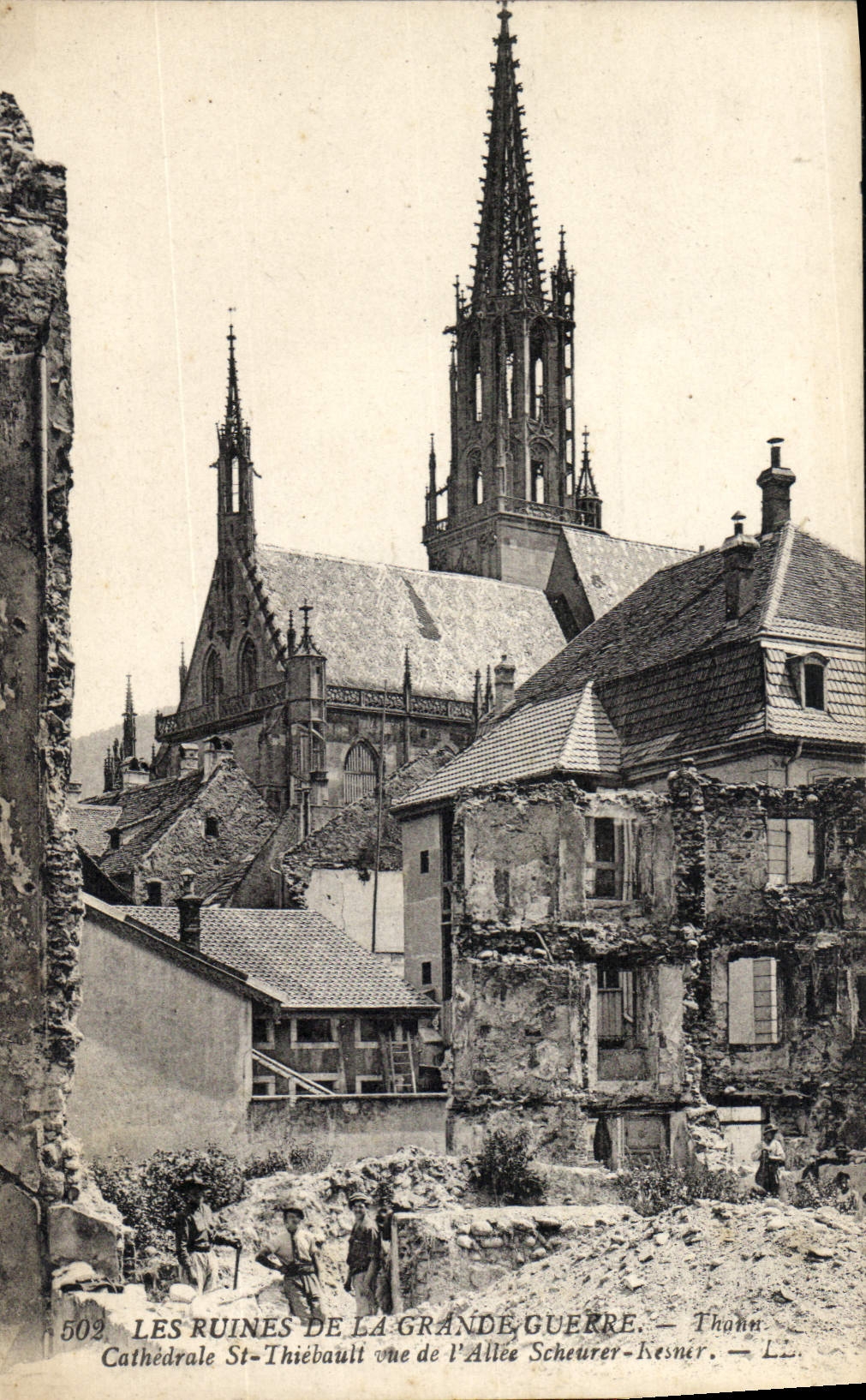CPA Thann Cathedrale St Thiebault vue de l'allee Scheurer Kesner