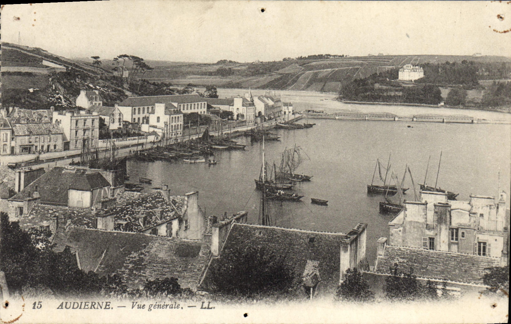 CPA Audierne Vue Generale 